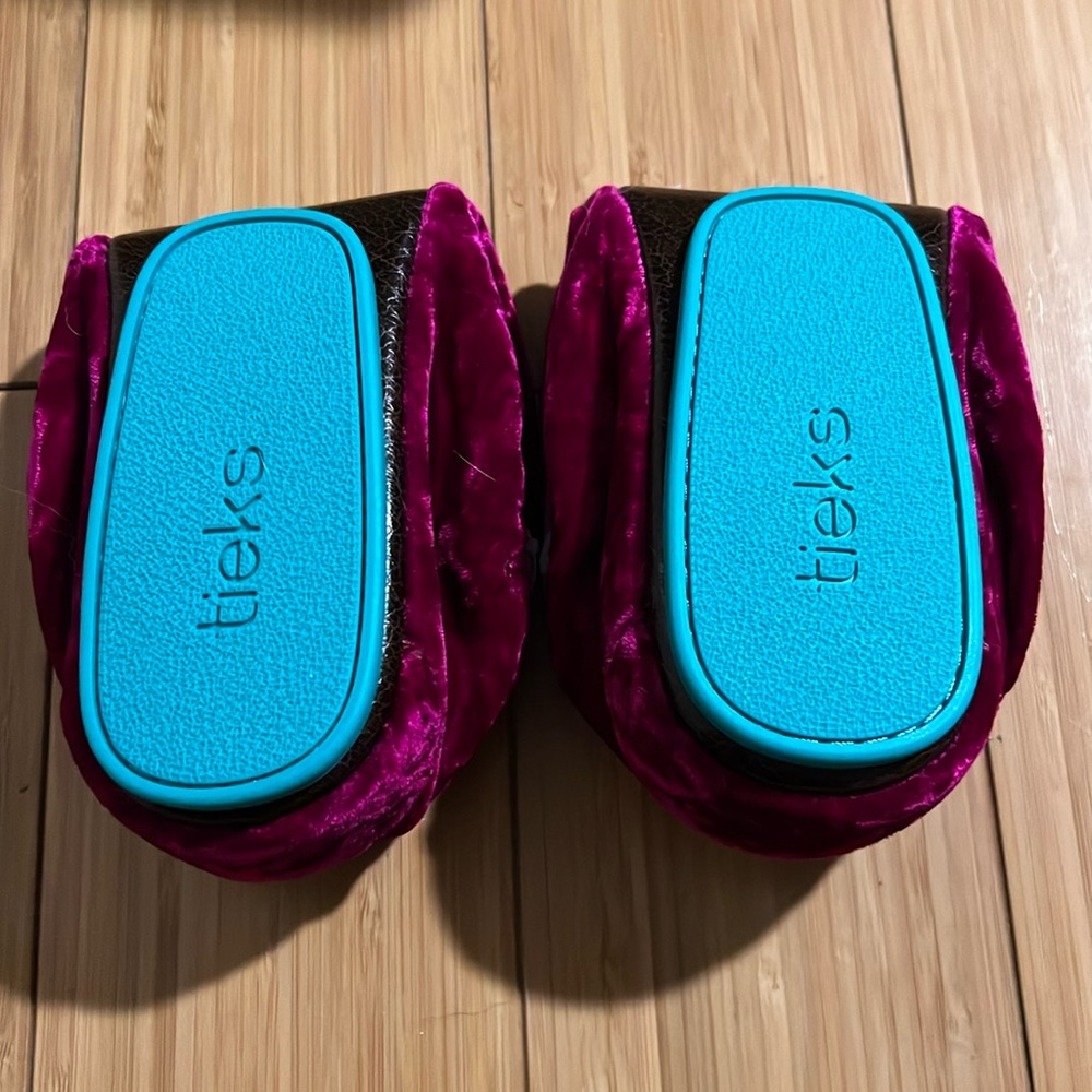 BNIB Tieks - Never worn